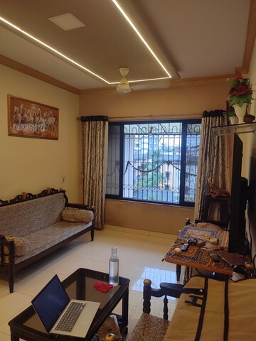 Living Room in 2 BHK Apartment at Dombivli East – for Rent