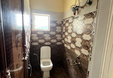 Bathroom in 2 BHK Builder Floor at Nri Layout – for Rent