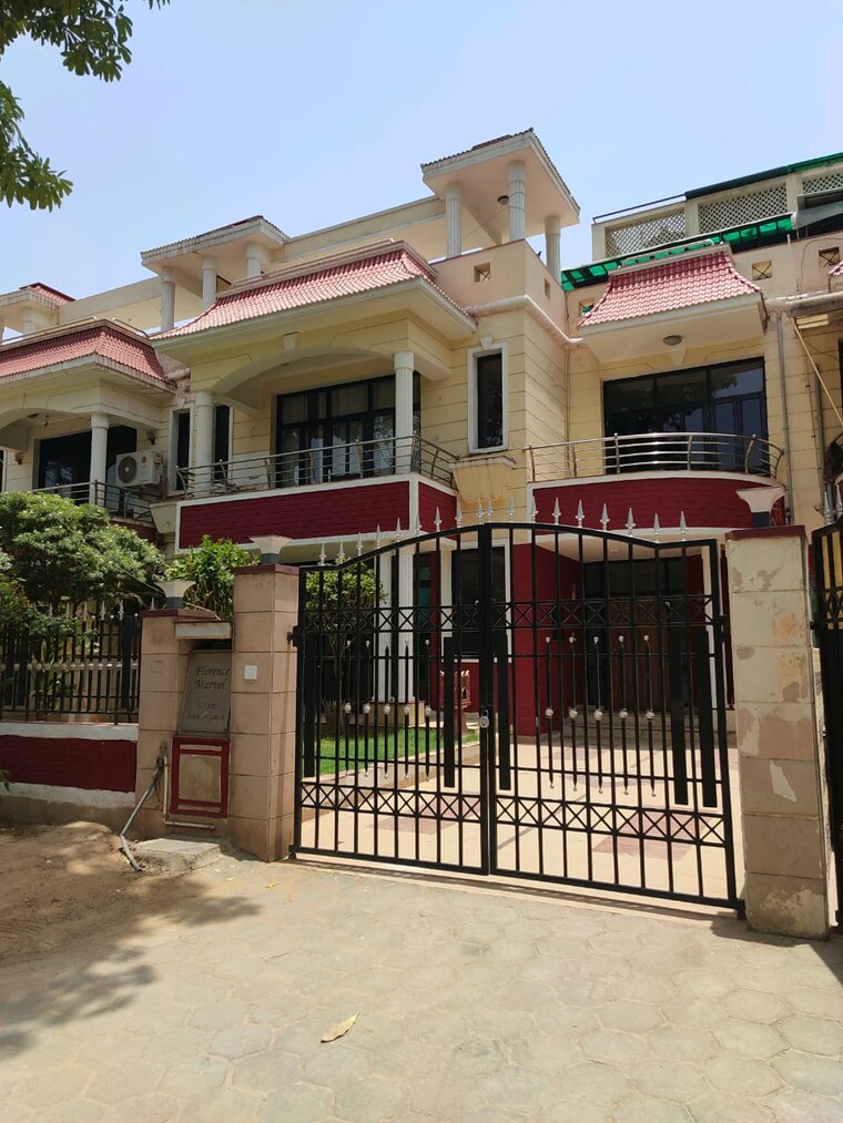 Exterior View, sector 57 5 Bedroom 2700 Sq.Ft. Villa In Sector 57 Gurgaon 9355423