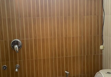 Furnished Amenities in 2 BHK Builder Floor at Sector 23 – for Rent