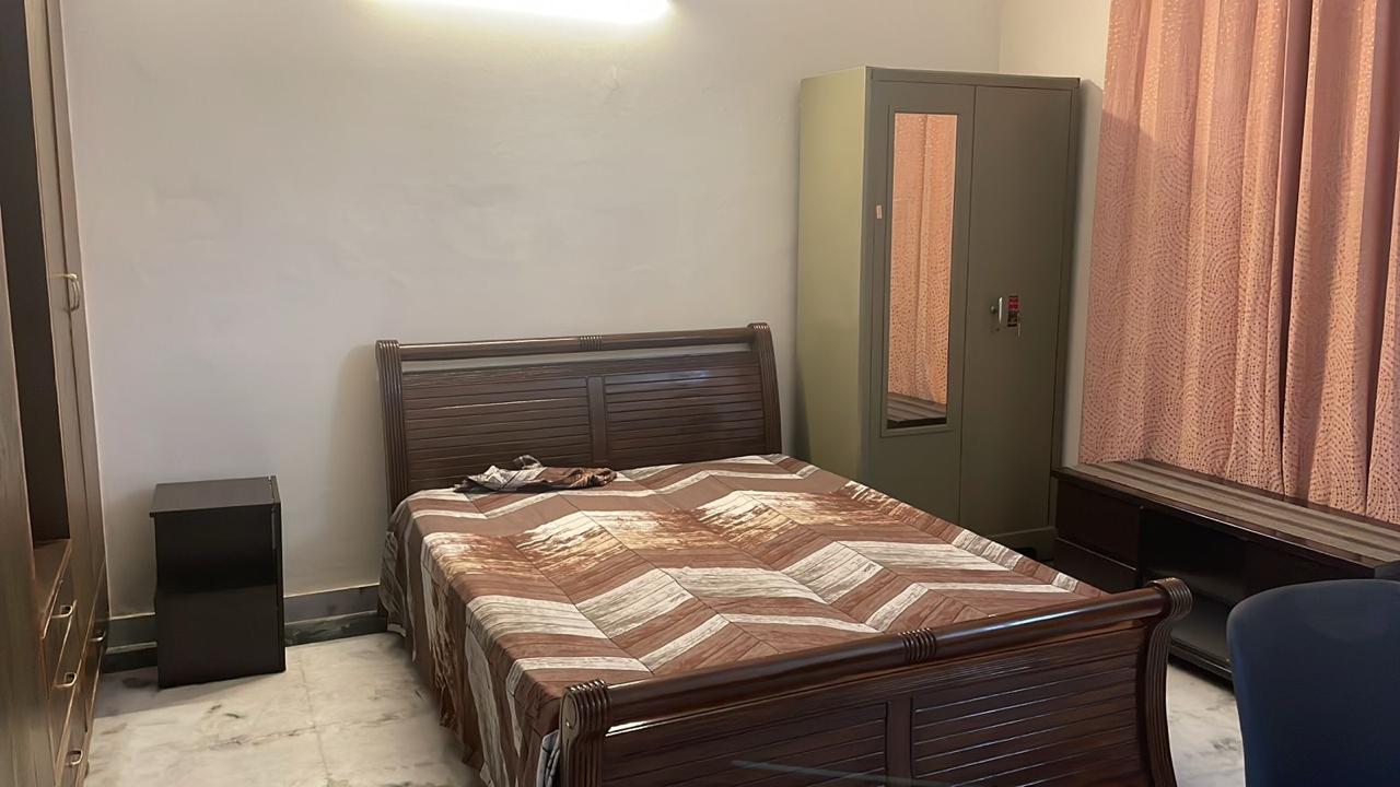 2 BHK + Extra Room Builder Floor For Rent in Sector 23