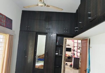 Furnished Amenities in 2 BHK Builder Floor at Nri Layout – for Rent