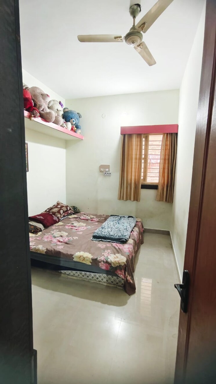 Bedroom, nri layout 2 Bedroom 1200 Sq.Ft. Builder Floor In Nri Layout Bangalore 9355421