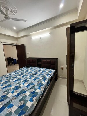 Bedroom in 2 BHK Apartment at Deva Road – for Rent