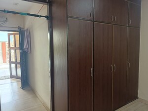 Furnished Amenities in 2 BHK Builder Floor at Sector 21 – for Rent