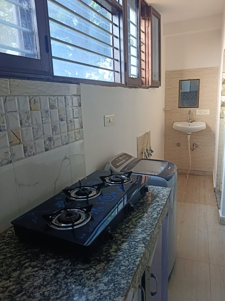 Kitchen, sector 21 2 Bedroom 1500 Sq.Ft. Builder Floor In Sector 21 Gurgaon 9355536