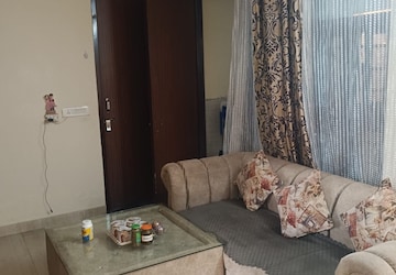 Bedroom in 2 BHK Builder Floor at Sector 21 – for Rent