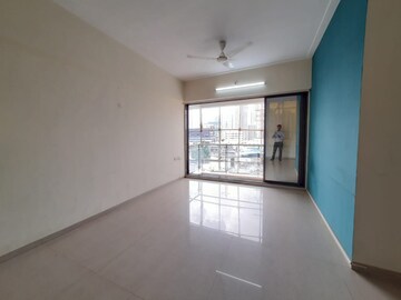 4 BHK Apartment For Rent in Wadhwa TW Gardens, Kandivali East