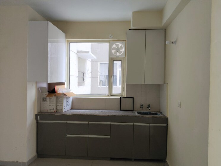 Kitchen, shree-vardhman-green-court 2 Bedroom 690 Sq.Ft. Apartment In Sector 90 Gurgaon 9355563
