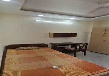 Bedroom in 1 RK Builder Floor at Old Rajinder Nagar – for Rent