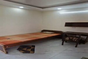 Furnished Amenities in 1 RK Builder Floor at Old Rajinder Nagar – for Rent