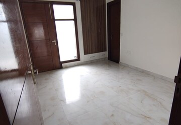 Room in 3 BHK Apartment at Shapoorji Pallonji Joyville Gurgaon, Sector 102 – for Rent