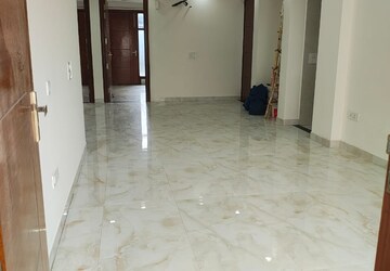 Room in 3 BHK Apartment at Shapoorji Pallonji Joyville Gurgaon, Sector 102 – for Rent