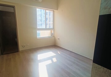 Room in 3 BHK Apartment at Shapoorji Pallonji Joyville Gurgaon, Sector 102 – for Rent