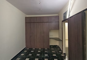 Bedroom in 2 BHK Apartment at Dombivli West – for Rent