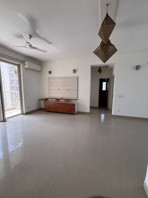 Room in 3 BHK Apartment at ATS Triumph, Sector 104 – for Rent
