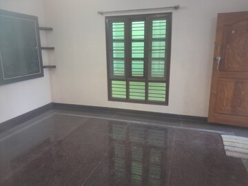 Room in 3 BHK Builder Floor at Ramamurthy Nagar – for Rent