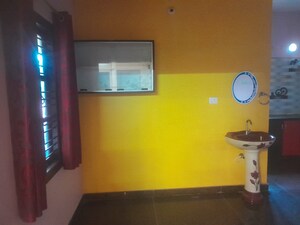 Furnished Amenities in 3 BHK Builder Floor at Ramamurthy Nagar – for Rent