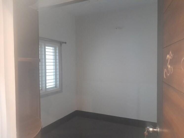 Room, nri layout 2 Bedroom 1200 Sq.Ft. Builder Floor In Nri Layout Bangalore 9355620