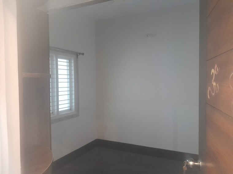Room, nri layout 2 Bedroom 1200 Sq.Ft. Builder Floor In Nri Layout Bangalore 9355620