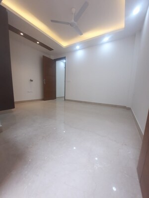 Room in 2 BHK Builder Floor at Malviya Nagar – for Rent