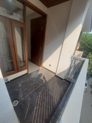 Master Bedroom in 2 BHK Builder Floor at Malviya Nagar – for Rent