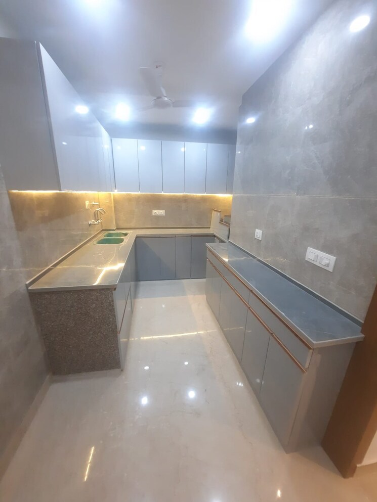 Kitchen, malviya nagar 2 Bedroom 900 Sq.Ft. Builder Floor In Malviya Nagar Delhi 9355636