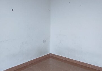Room in 2 BHK Apartment at Mahaluxmi Migsun Ultimo, Omicron Iii Greater Noida – for Sale