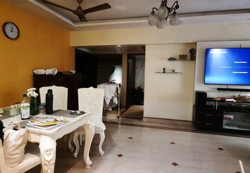 Team Area in 3 BHK Apartment at Shiv Parvati Apartments Andheri, Andheri West – for Sale