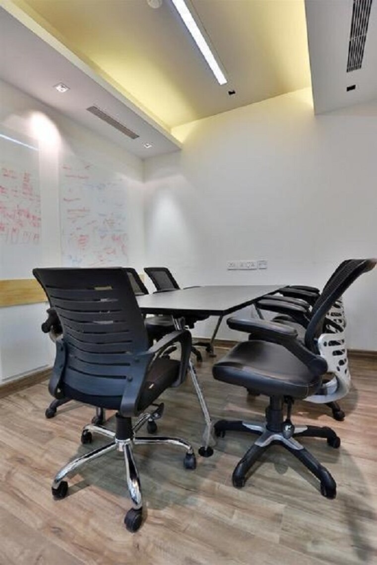 Gym, viman nagar Commercial Office Space 3000 Sq.Ft. In Viman Nagar Pune 9355631