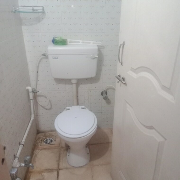 Bathroom, powai-fortune-chs 2 Bedroom 750 Sq.Ft. Apartment In Powai Mumbai 9355663