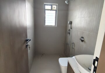 Bathroom in 2 BHK Apartment at Alamdar The Auro, Lower Parel – for Rent