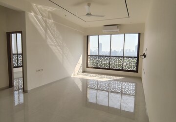 2 BHK Apartment For Rent in Alamdar The Auro, Lower Parel