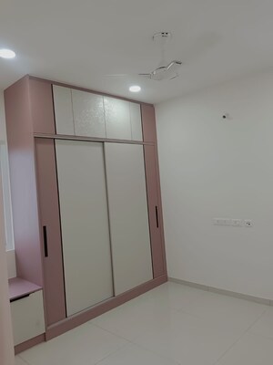 Room in 2.5 BHK Apartment at My Home Mangala, Kondapur – for Rent