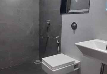 Bathroom in 2.5 BHK Apartment at Evershine Crown, Kandivali East – for Sale
