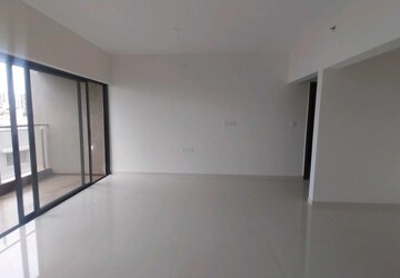 Room in 2 BHK Apartment at Gagan Avencia, Kharadi – for Rent