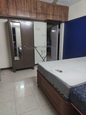 Room in 1 BHK Apartment at Sai Ashish SRA CHS, Andheri East – for Rent