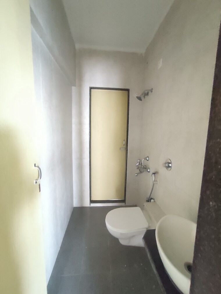 Bathroom, vihang-valley-phase-3 2 Bedroom 650 Sq.Ft. Apartment In Kasarvadavali Thane 9355720