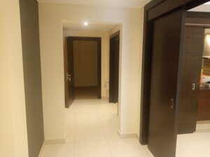 Room in 2 BHK Apartment at Dosti Eastern Bay, Wadala – for Rent