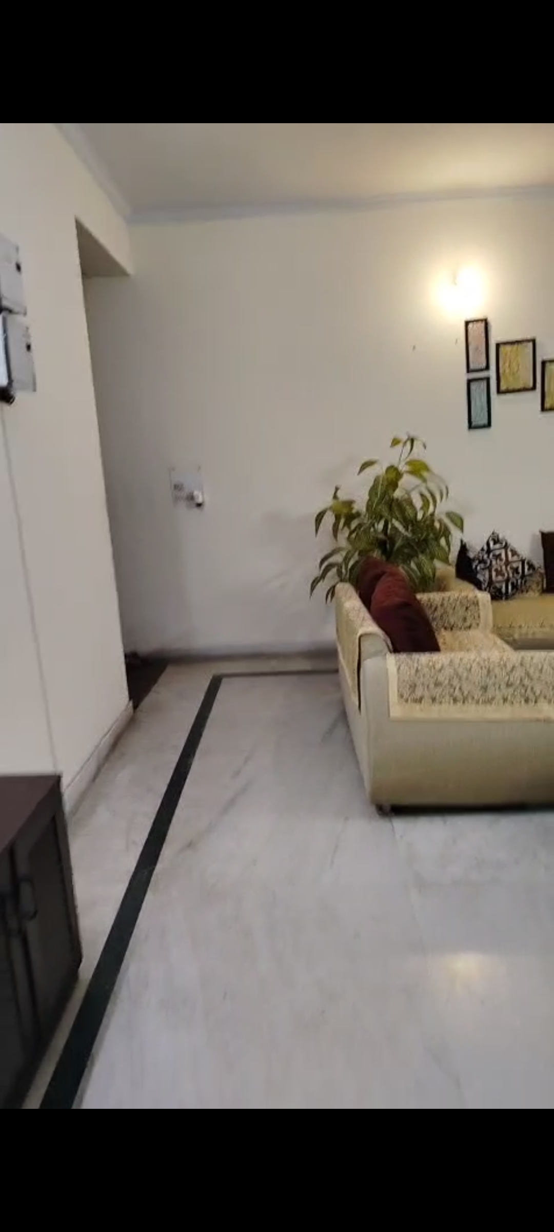 3.5 BHK + Servant Room 1750 Sq.Ft. Apartment in Super MIG