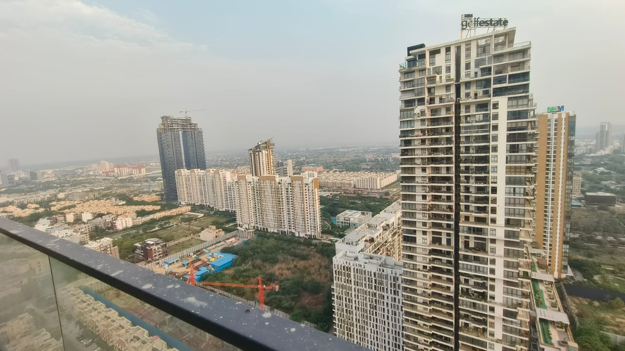 4 BHK + Servant Room Apartment For Sale in Emaar Urban Oasis
