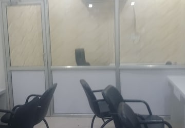 Office Space For Rent in Alkapuri