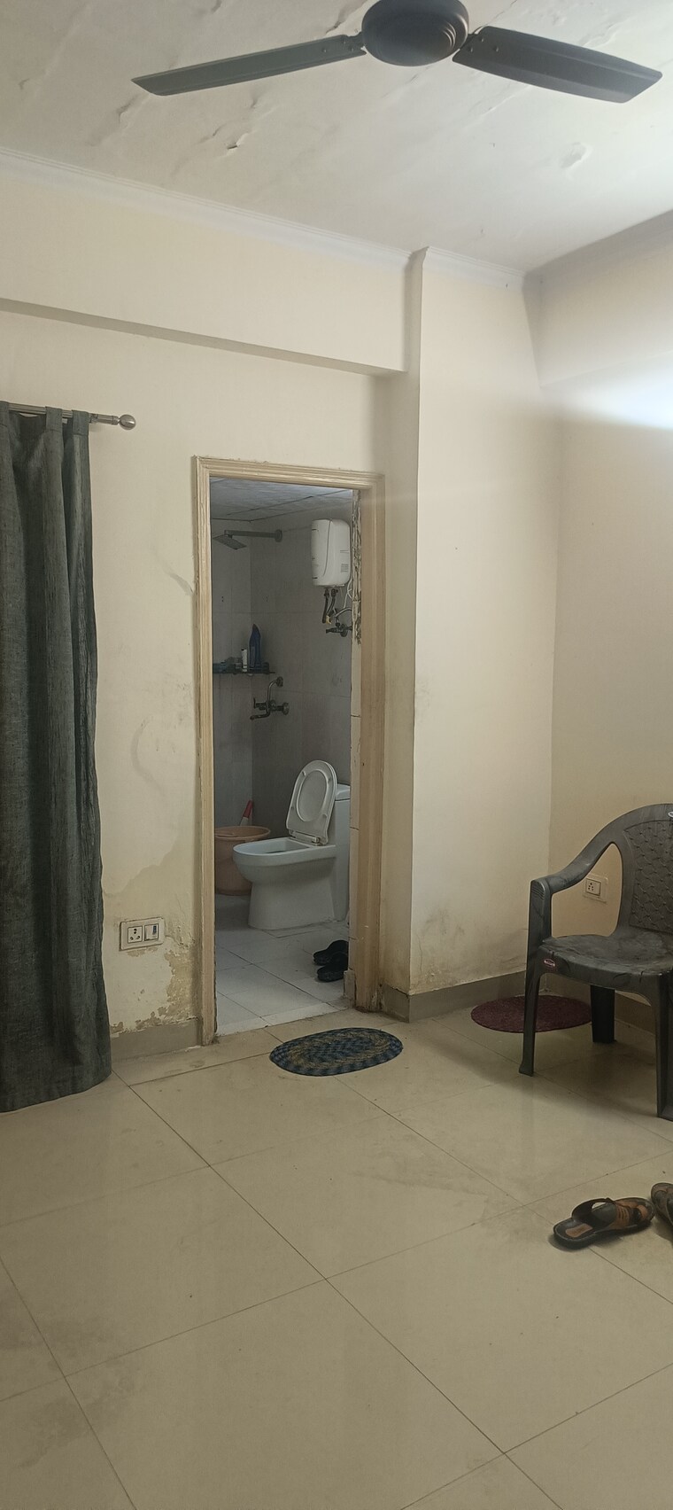 Bathroom, futec-gateway 3 Bedroom 1435 Sq.Ft. Apartment In Sector 75 Noida 9355844