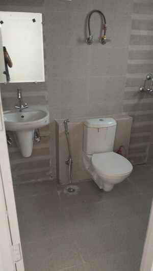Bathroom in 2 BHK Apartment at Amrapali Enchante, Tech Zone 4 Greater Noida – for Rent