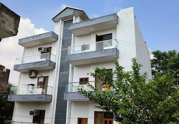 2 BHK Builder Floor For Rent in Freedom Fighters Enclave