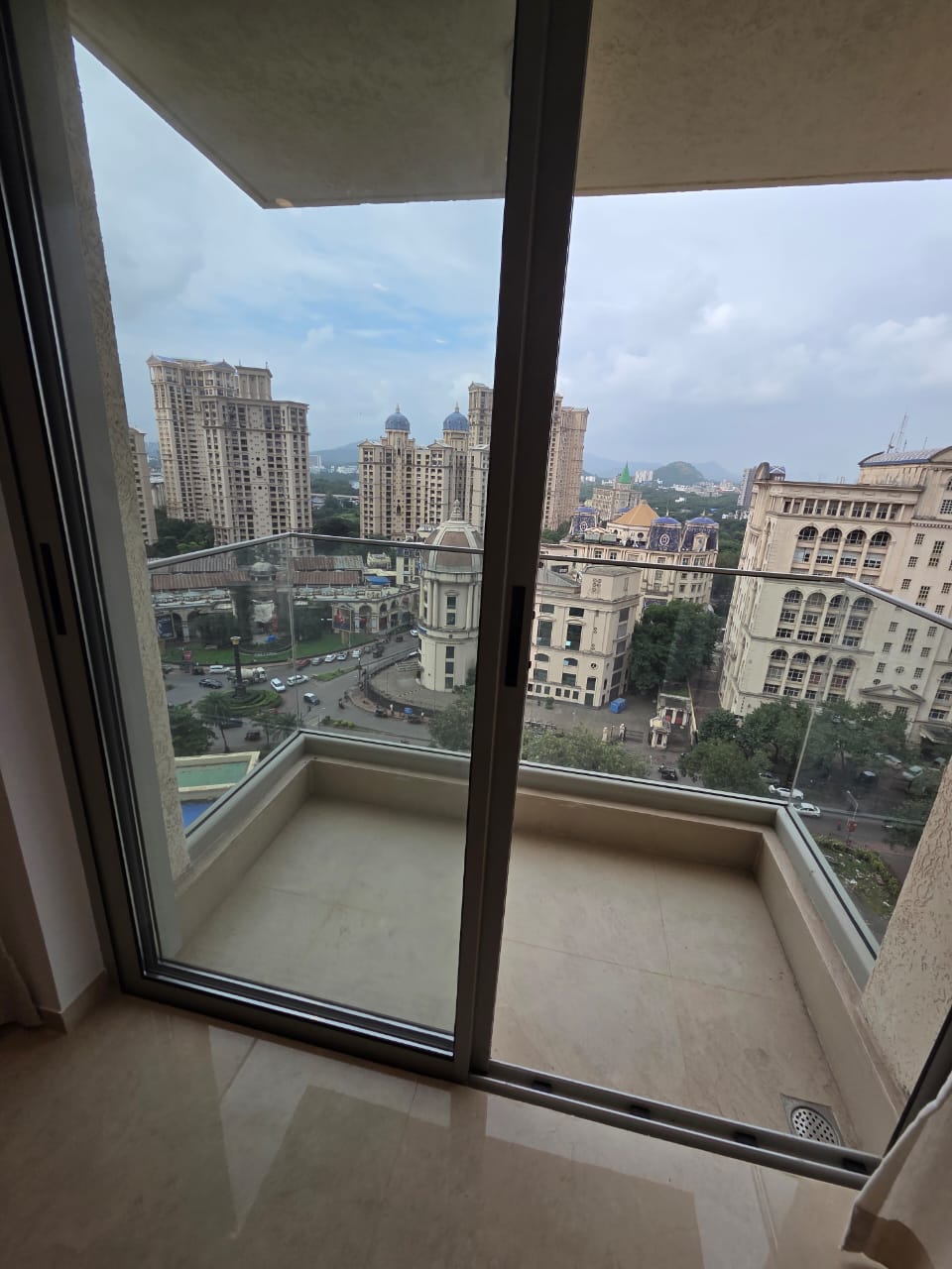 2 BHK 620 Sq.Ft. Apartment in Hiranandani Highland