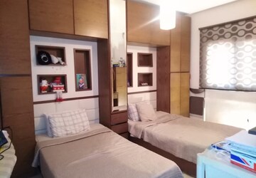 Bedroom in 2 BHK Apartment at Piramal Aranya Arav, Byculla – for Rent