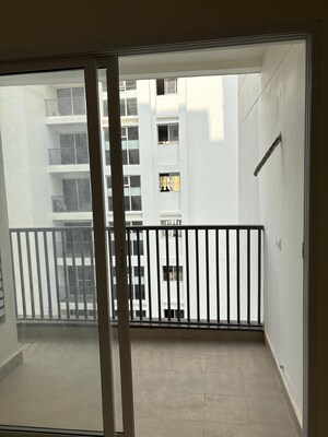 Balcony in 2.5 BHK Apartment at Eldeco Twin Towers, Iim Road – for Sale