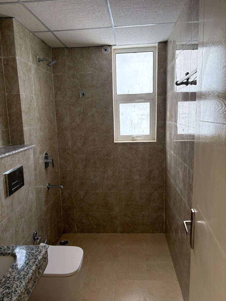 Bathroom, eldeco-twin-towers 2.5 Bedroom 1523 Sq.Ft. Apartment In Iim Road Lucknow 9355892