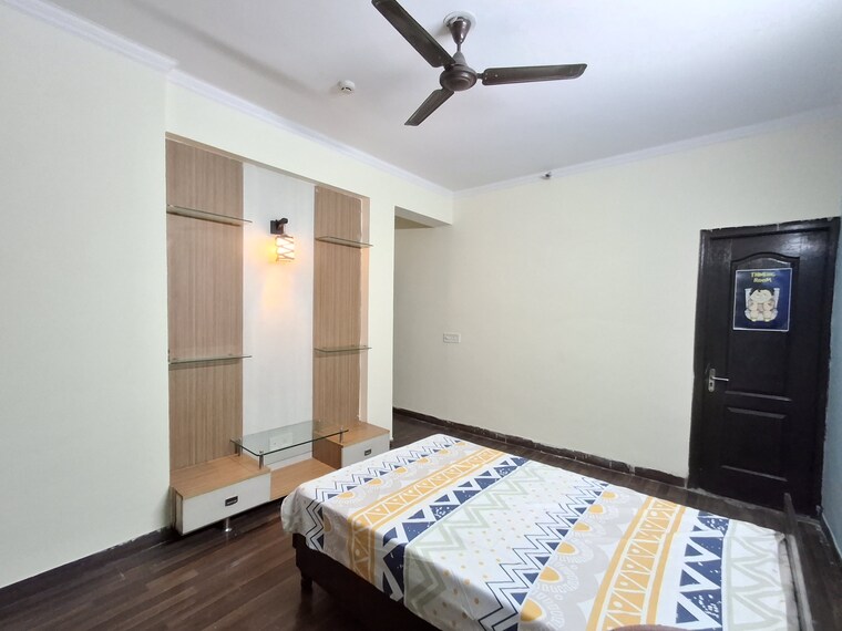 Bedroom, prateek-grand-city 2 Bedroom 970 Sq.Ft. Apartment In Siddharth Vihar Ghaziabad 9355897